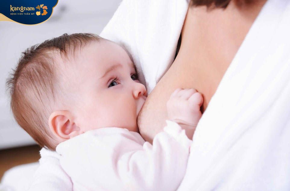 Vòng 1 chảy xệ sau khi sinh