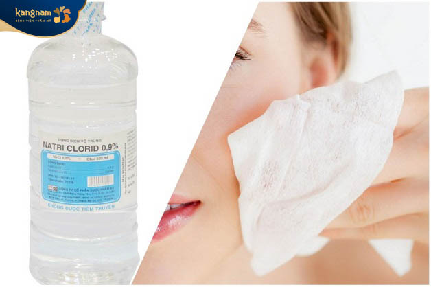 Sử dụng nước muối sinh lý để vệ sinh da
