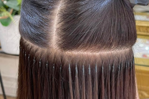 Chi phí nối tóc thường phụ thuộc vào độ dài tóc cần nối