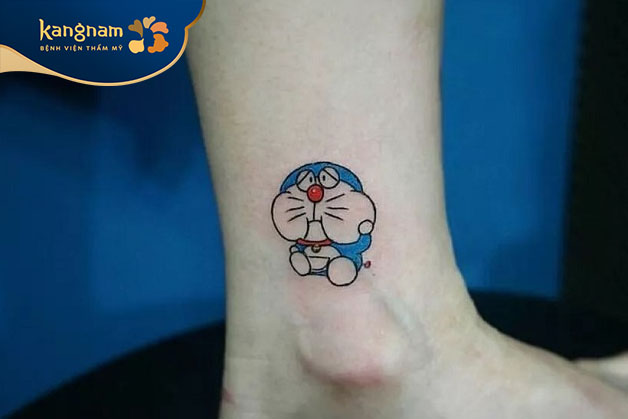 Mẫu tattoo về doraemon ở chân cute