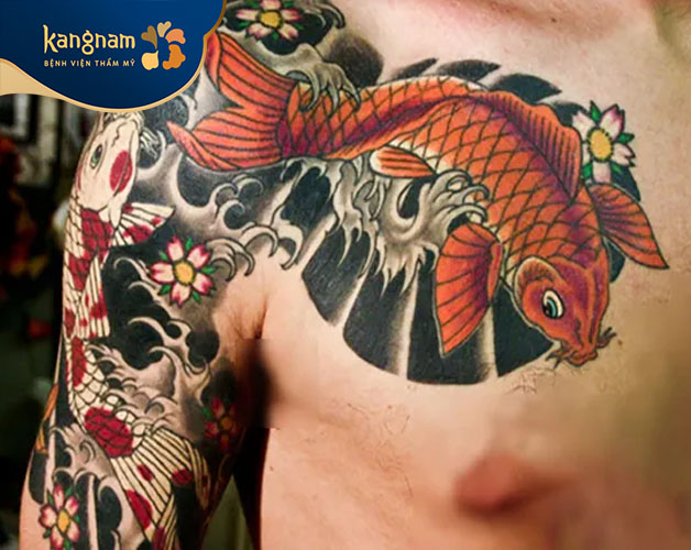 Tattoo cá chép mặt quỷ và hoa sen