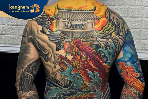 Tattoo cá chép vượt Vũ Môn hóa rồng đẹp cho nam