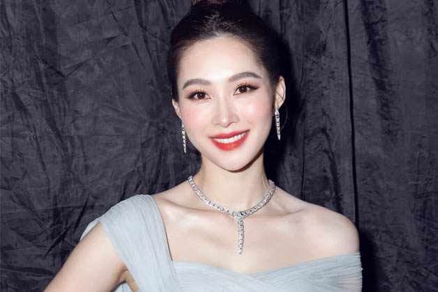 Hoa hậu Đặng Thu Thảo