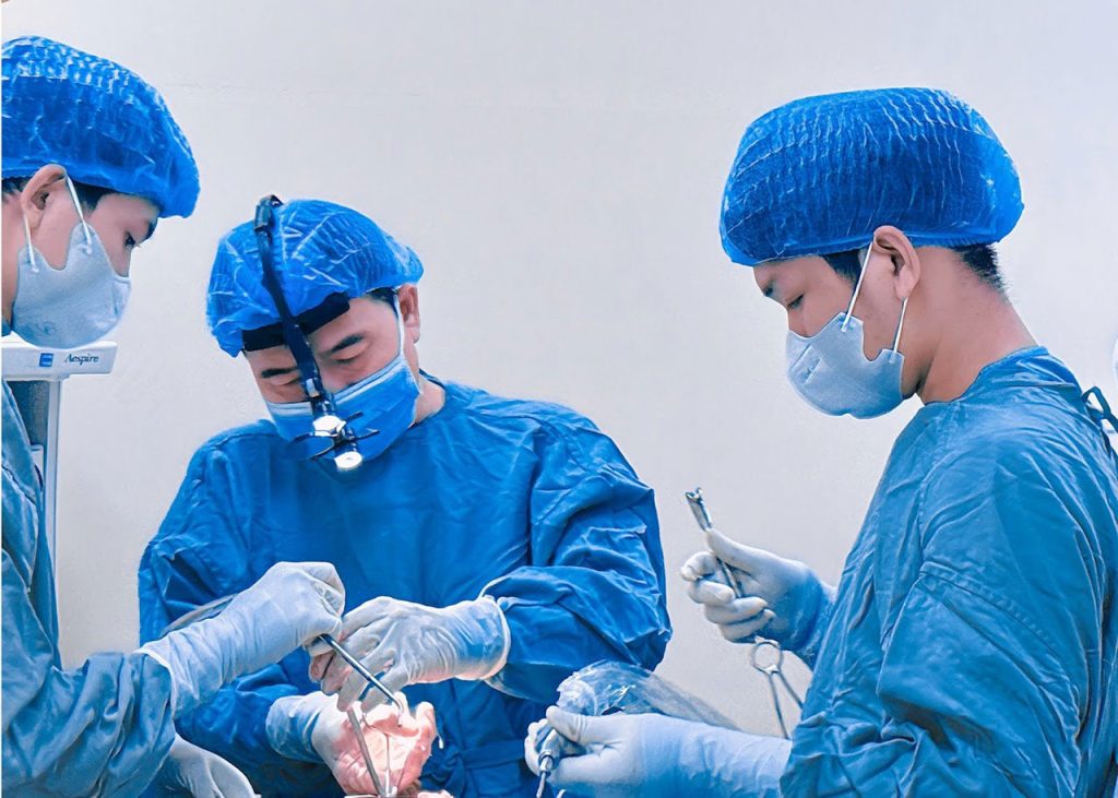 Dr. Felix Trần – 20 năm nỗ lực kiến tạo nhan sắc cho người Việt