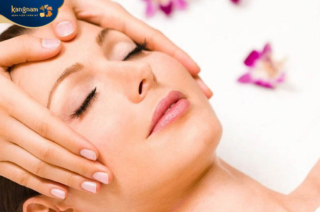Massage mặt mỗi lần từ 5 - 10 lần