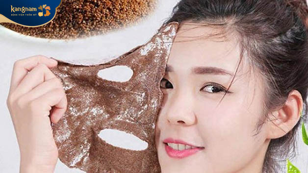 Không nên đắp mặt nạ qua đêm có thể làm hại da