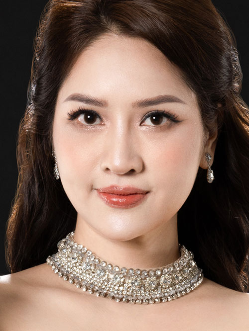 Ms.Lan Hương gen Z Khách hàng sử dụng dịch vụ nâng ngực