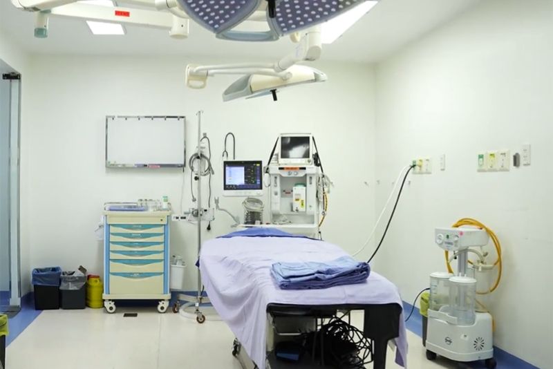 Phòng phẫu thuật khép kín, an toàn