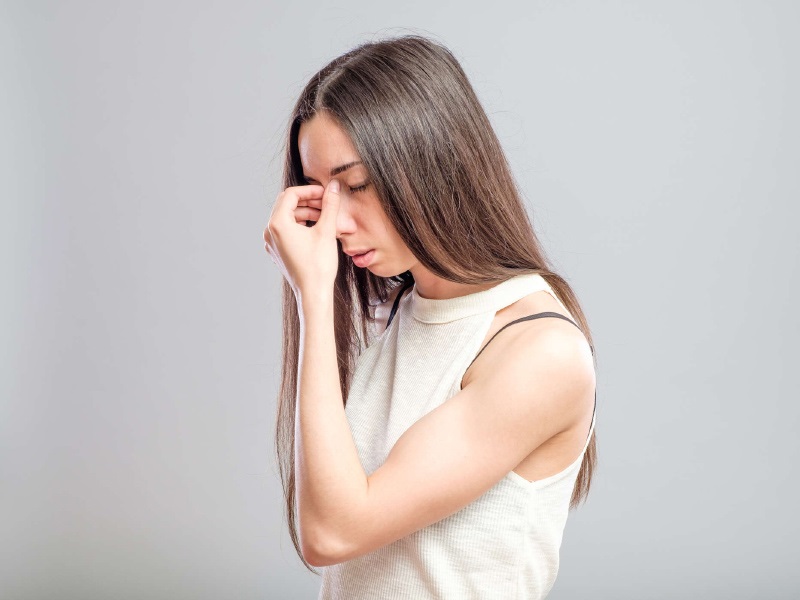 Theo dõi phản ứng của mũi sau nâng