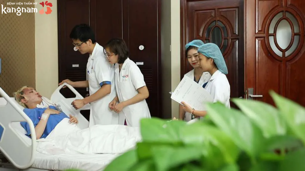 Các dịch vụ mà bác sĩ chỉ định để khắc phục mọi nhược điểm trên gương mặt của Sang Trần ngọc sang - Hành trình lột xác 2