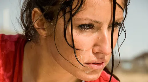 xóa xăm chân mày