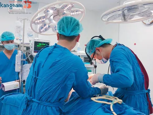 trị sẹo khâu lâu năm