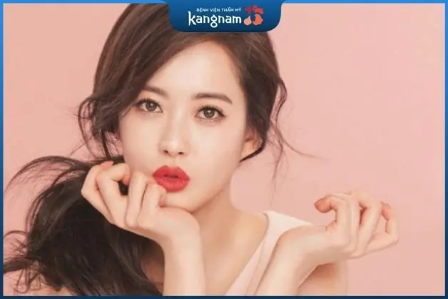 Chăm sóc môi cẩn thận để giữ màu ổn định