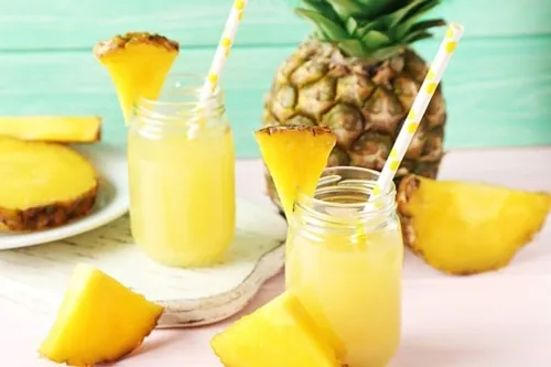 trị mụn thịt bằng nước ép dứa 