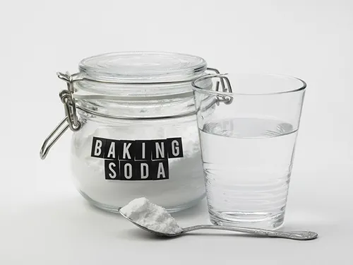 cách làm trắng răng với baking soda 
