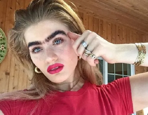 lông mày giao nhau tốt hay xấu 