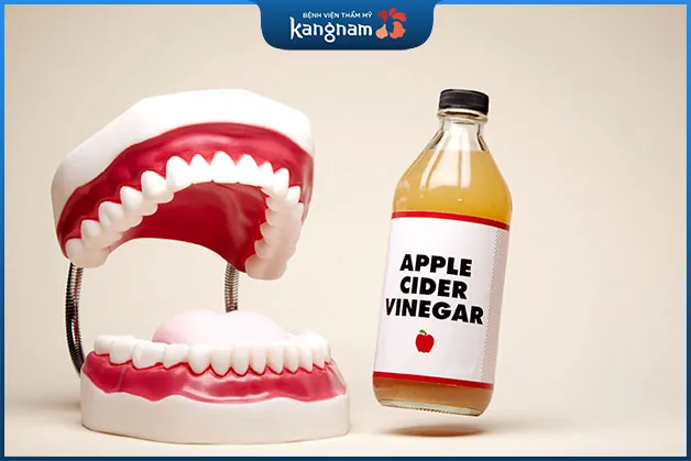Giấm tạo có thể đánh bay cao răng nhanh chóng