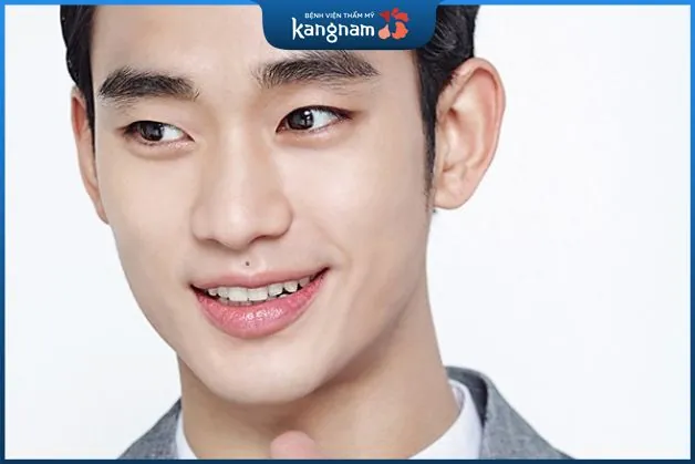 Nốt ruồi nằm ở nhân trung nam giới