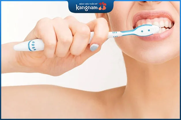 Vệ sinh răng miệng sạch sẽ