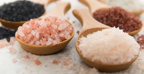 gội đầu bằng muối iot