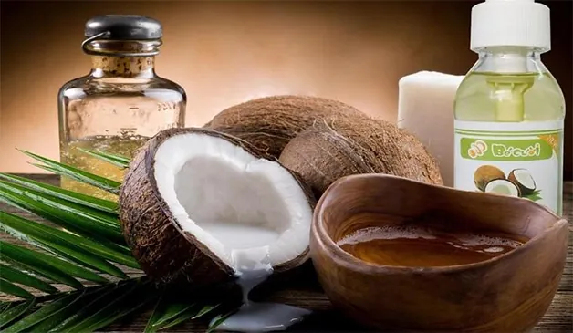 Sỡ hữu đôi môi căng mọng nhờ tẩy da chết bằng đường + dầu dừa