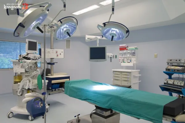 phòng phẫu thuật chuẩn quốc tế