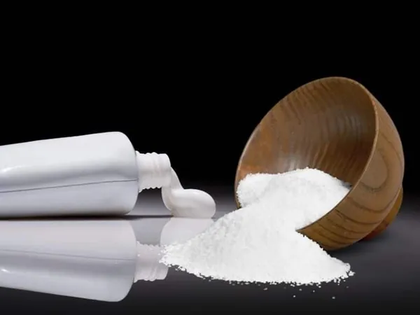 chữa mụn thịt với kem đánh răng và baking soda