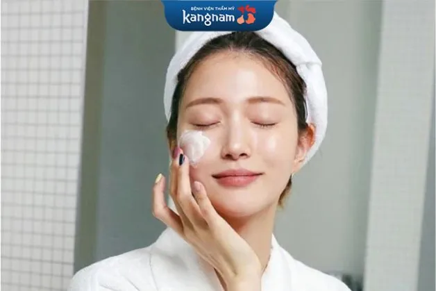 Chăm sóc da sau khi trị mụn để hồi phục nhanh