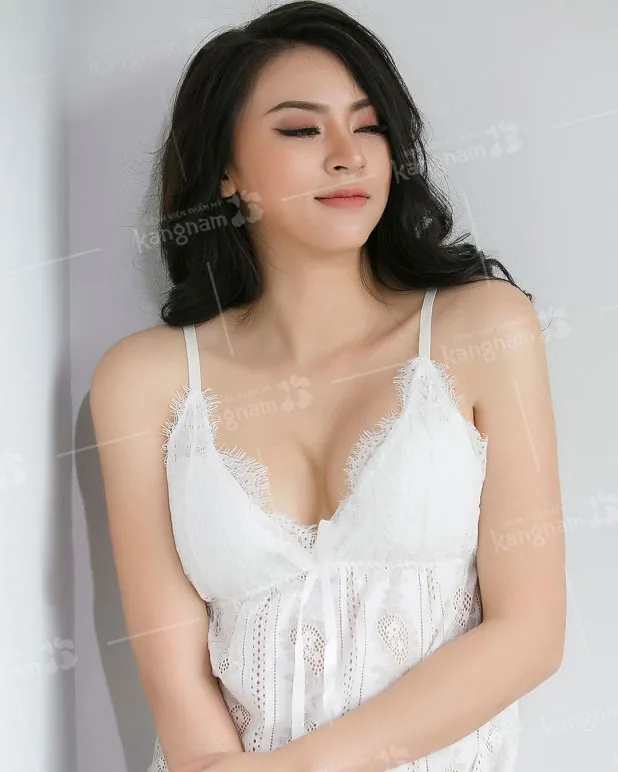 Loại bỏ sẹo nhanh chỉ sau 3 tháng nâng ngực