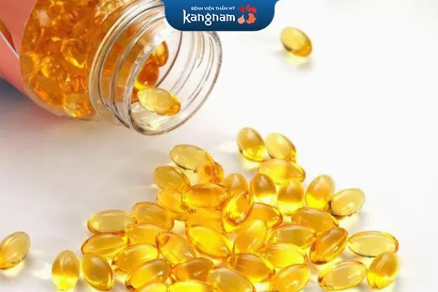 Dùng vitamin E quá liều có thể bị buồn nôn, tiêu chảy,...