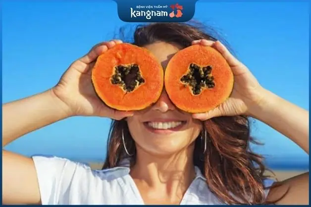 Mật ong và đu đủ có thể kết hợp với nhau tạo thành mặt nạ trẻ hóa da