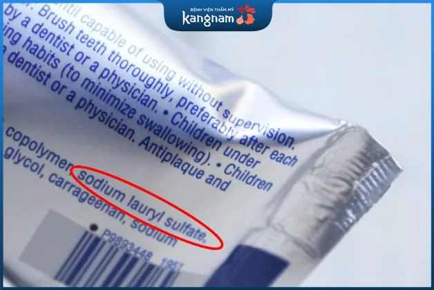 Kiêng sử dụng các chất chứa Sodium Lauryl Sulfate