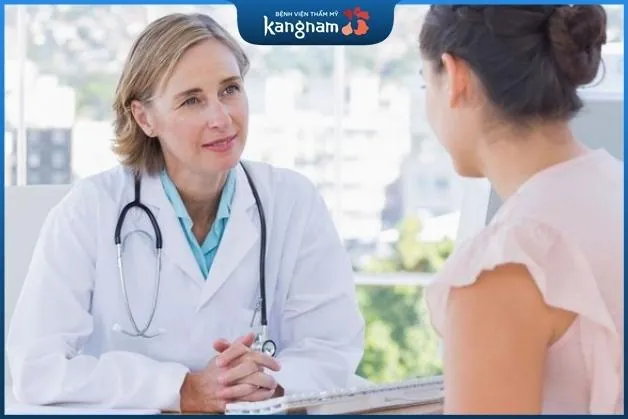 Tái khám sau cắt mí nhằm đảm bảo kết quả hoàn hảo