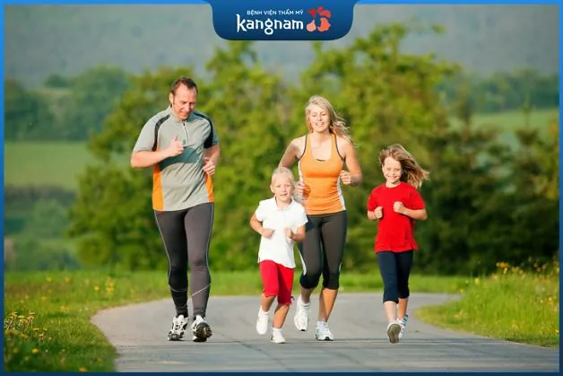 Hoạt động thể chất thường xuyên với cường độ hợp lý