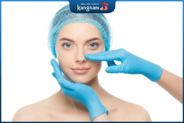 Thu nhỏ cánh mũi có đau không do kỹ thuật tay nghề bác sĩ