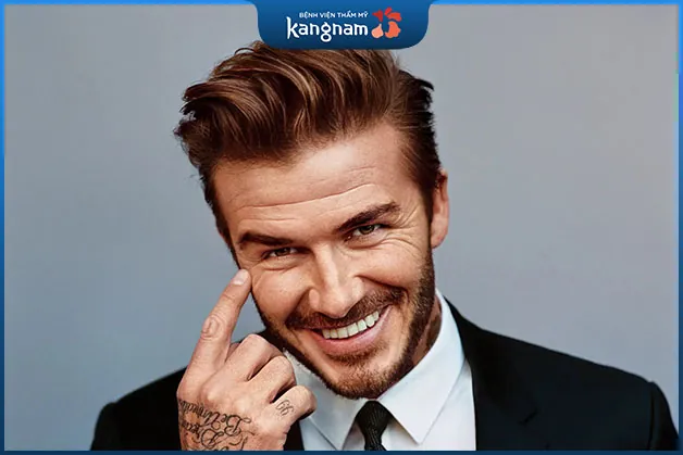 Trán vuông đại diện cho người kiên trì, ý chí vươn lên mạnh mẽ