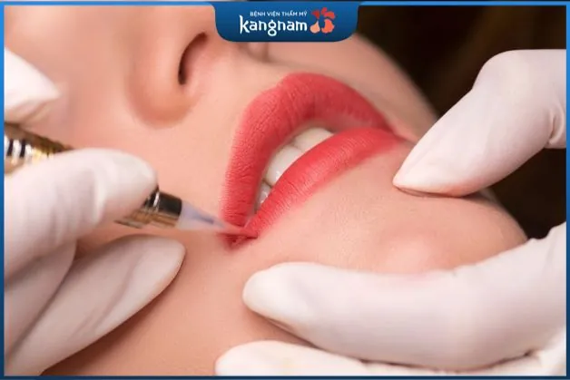 Chọn nơi phun xăm uy tín để chỉnh môi đẹp tự nhiên