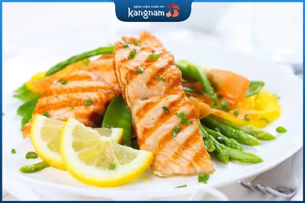 Cá hồi giúp đẹp da và gọn dáng