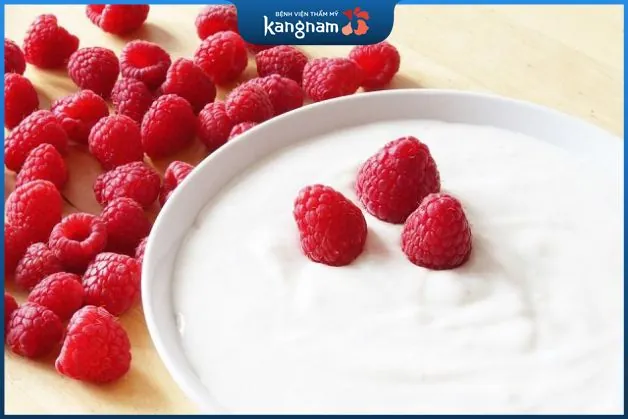 Sữa chua mâm xôi giúp giảm cân