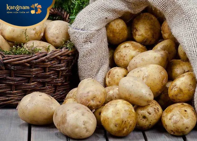 Khoai tây cũng là “phương thuốc” điều trị hiệu quả đối với những nốt mụn nhọt