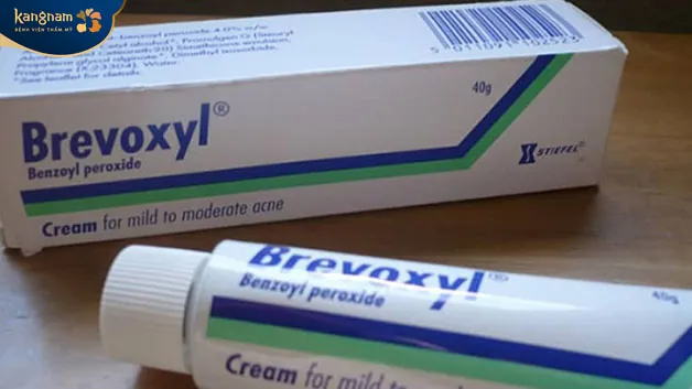 Benzoyl peroxide hỗ trợ giảm viêm sưng và lây lan