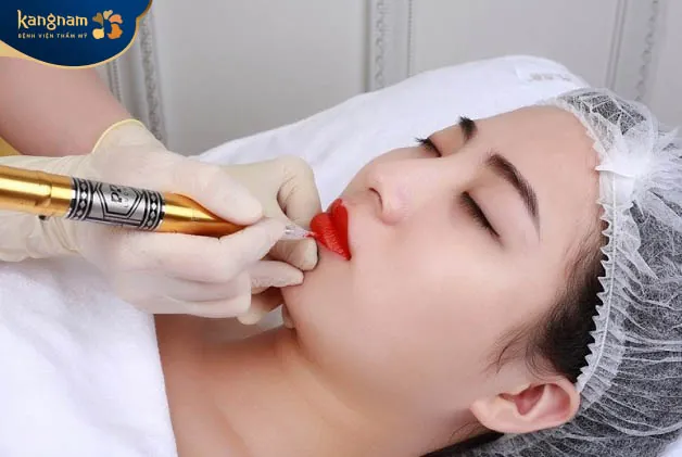 Phun môi giữ được bao lâu?