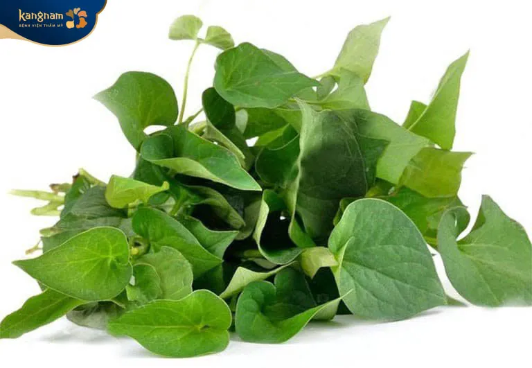 Đánh bay mụn với rau diếp cá