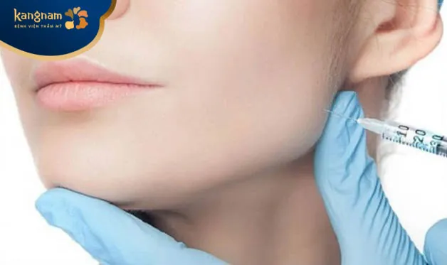 Liều lượng tiêm botox quá lớn sẽ gây biến chứng đau đầu