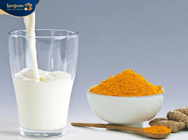 Sử dụng bột nghệ và sữa tươi triệt lông vùng kín