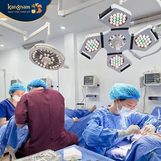 Quá trình phẫu thuật nâng mũi tại Kangnam