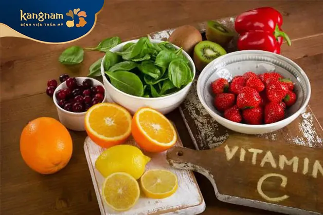 Bổ sung thêm vitamin C và vitamin K sẽ giúp tăng sức đề kháng