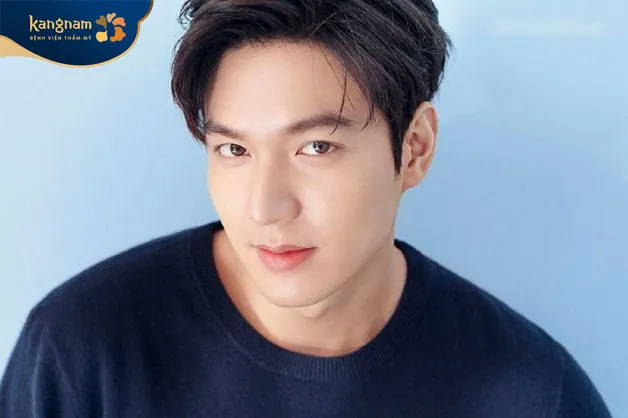 Sự nghiệp của nam giới có dáng chân mày này phát triển, thành công