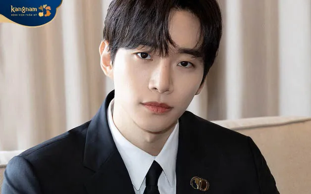 Nam giới sở hữu dáng mày này có sự nghiệp may mắn và hôn nhân viên mãn