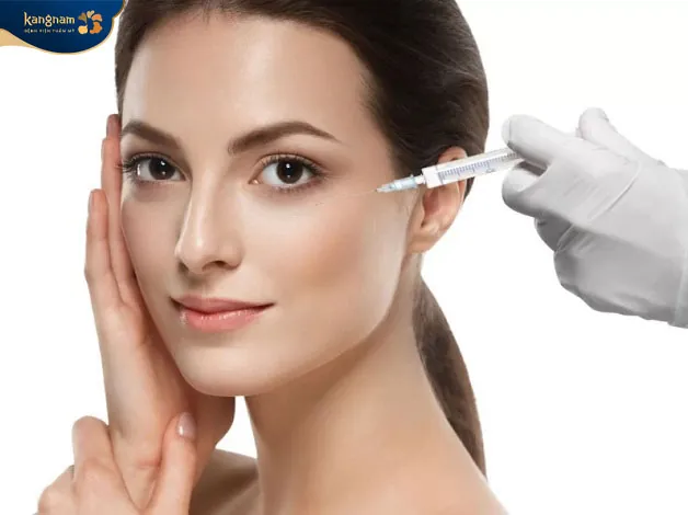 Quá trình tiêm filler không gây đau vì khách hàng sẽ được tiêm ủ tê